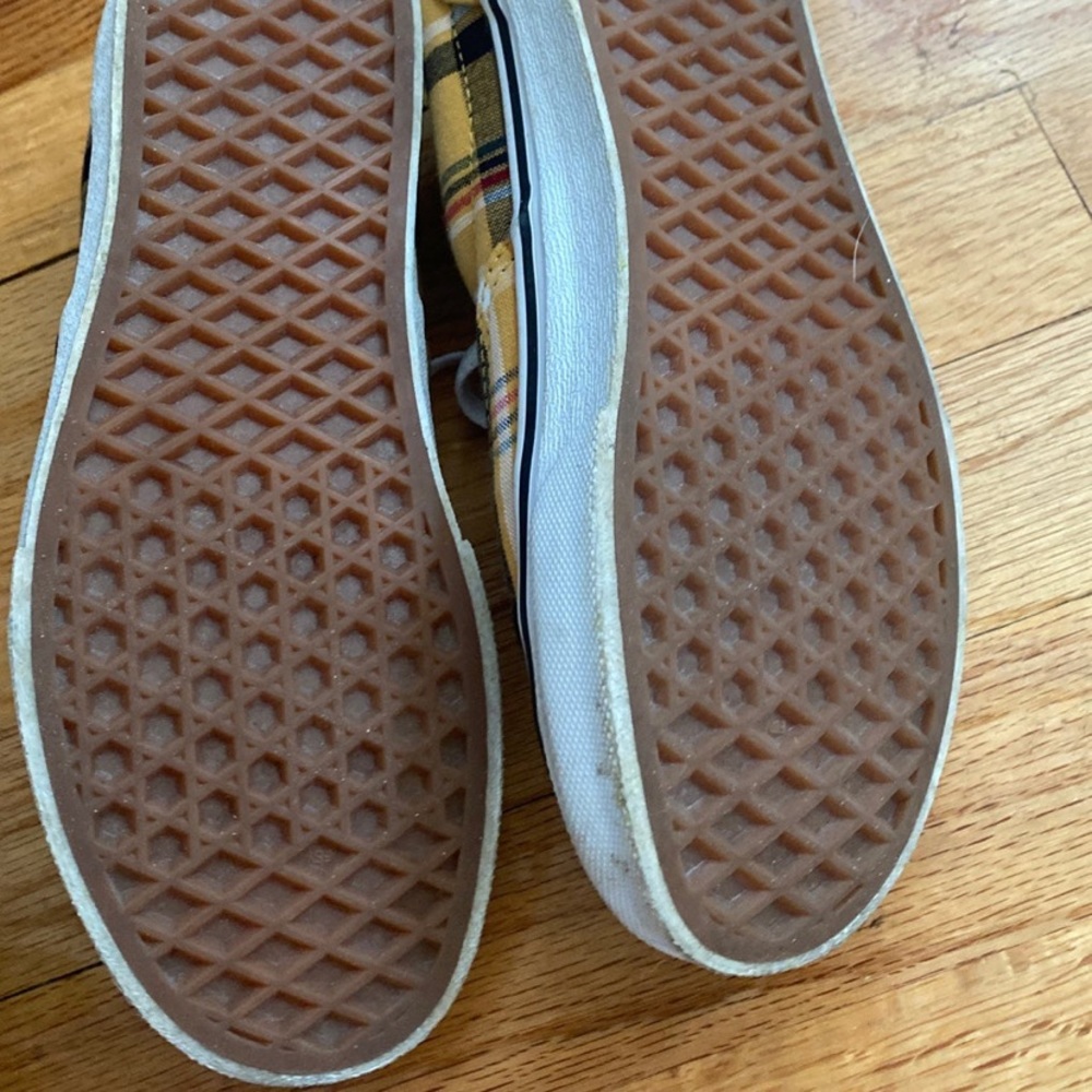 Plaid yellow vans - Picture 2 of 2